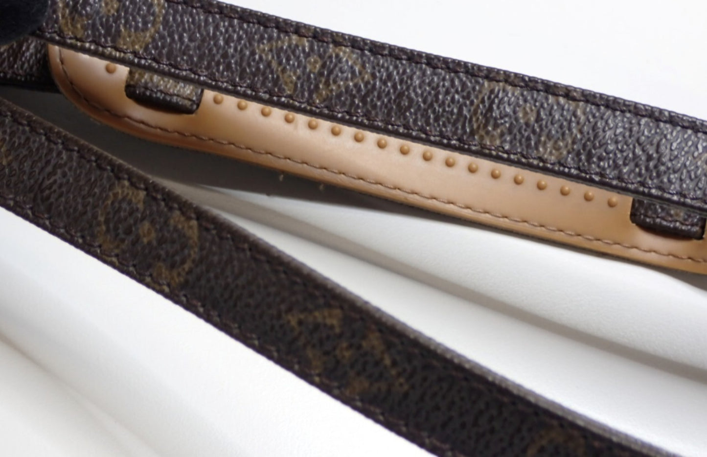 Louis Vuitton Monogram Sling/Strap for Crossbody Bag Excellent Condition