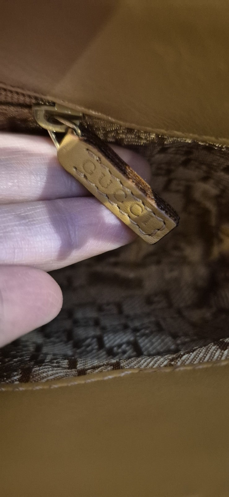 Gucci Unicorn Tom Ford Era Pink Suede Sling Bag Lion Head Rare Y2K