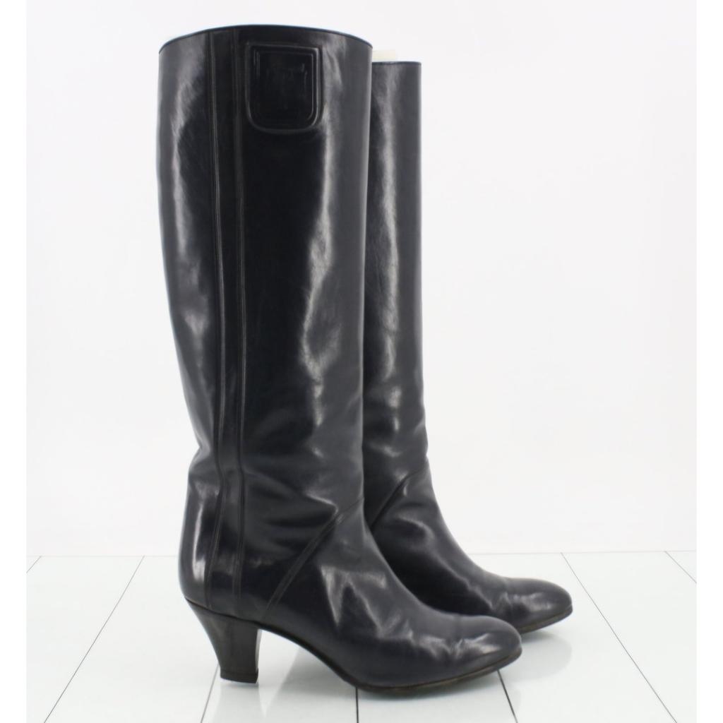 Leather boots