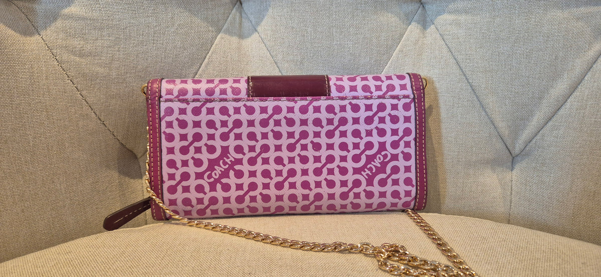 Coach Y2K Optic C signature wallet with unbranded chain Pre-owned