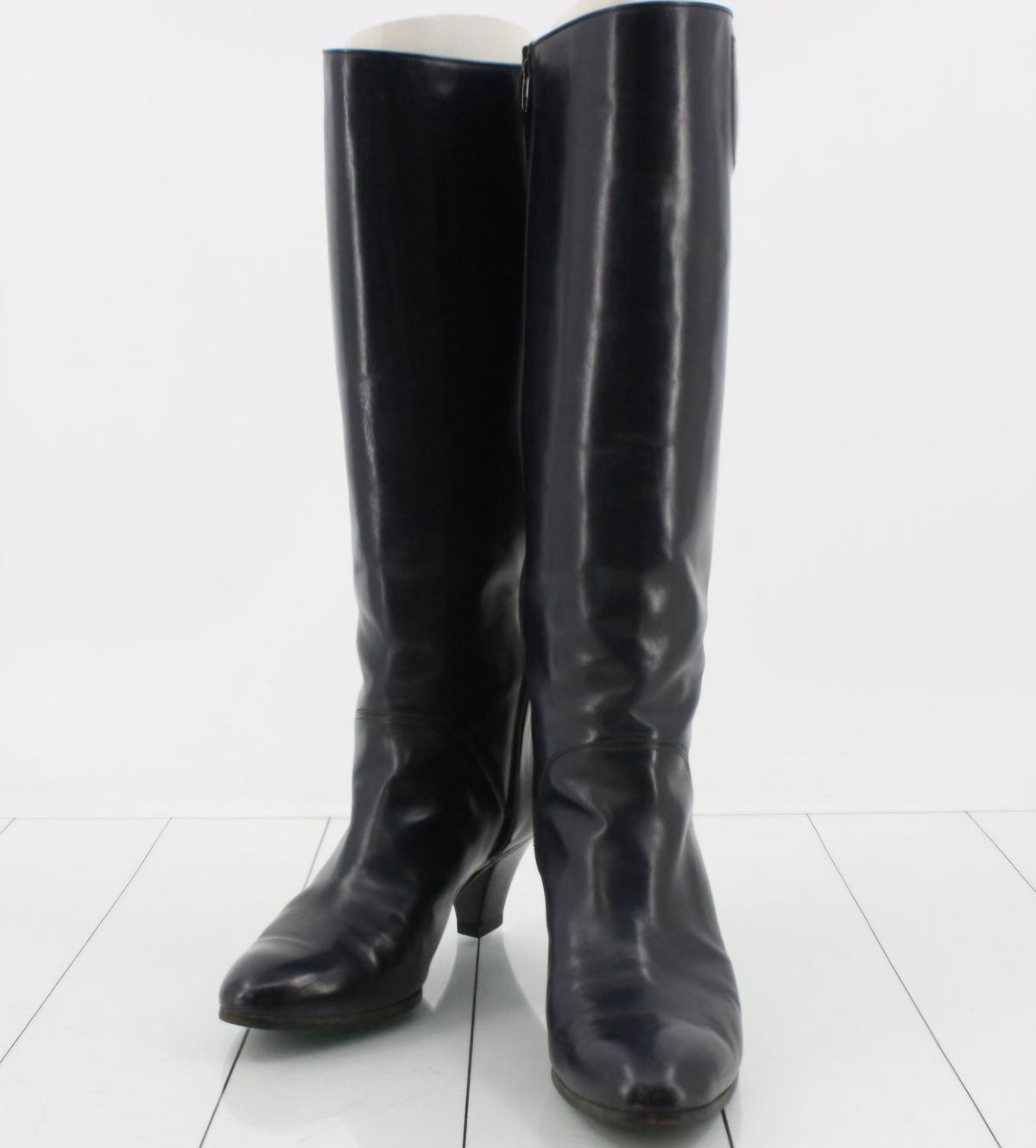 Vintage Gucci Black Smooth Leather Curved Heel Knee-High Boots Tom Ford Era Pre-owned
