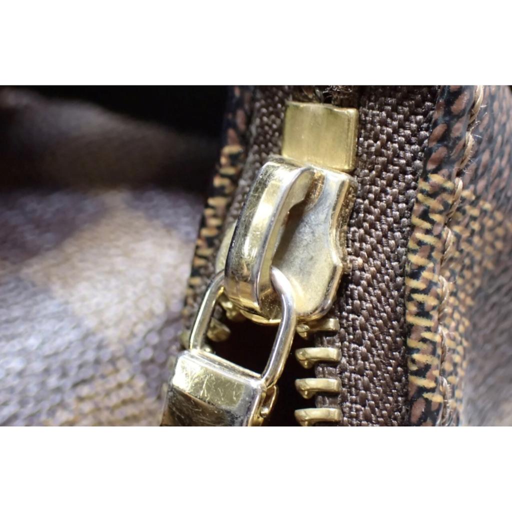 Bloomsbury leather handbag