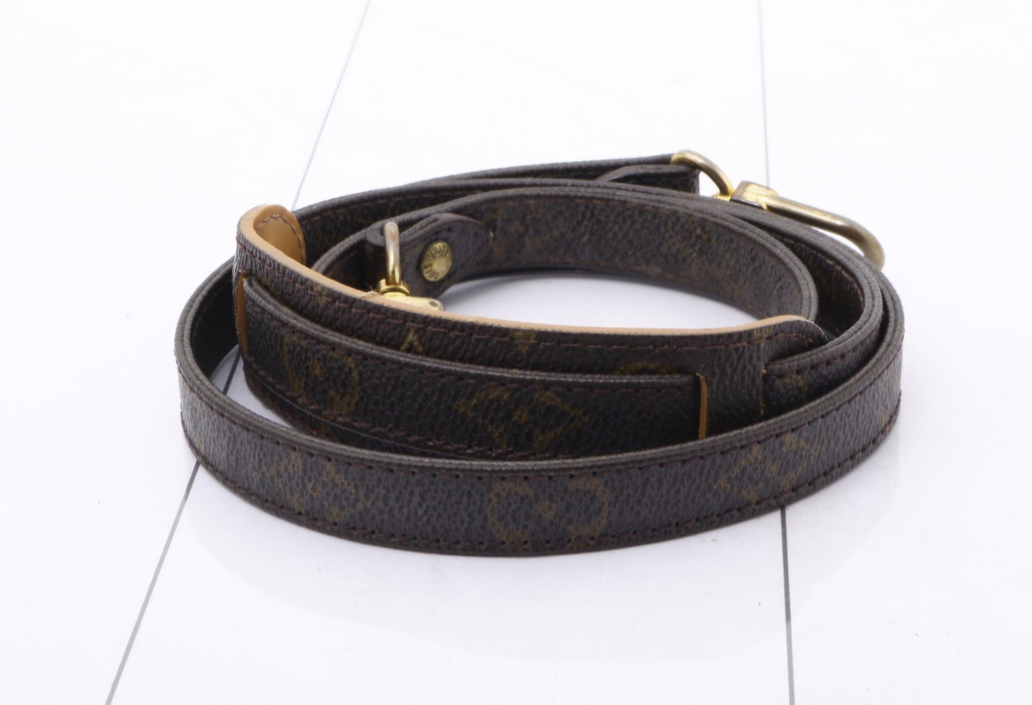 Louis Vuitton Monogram Sling/Strap for Crossbody Bag Excellent Condition