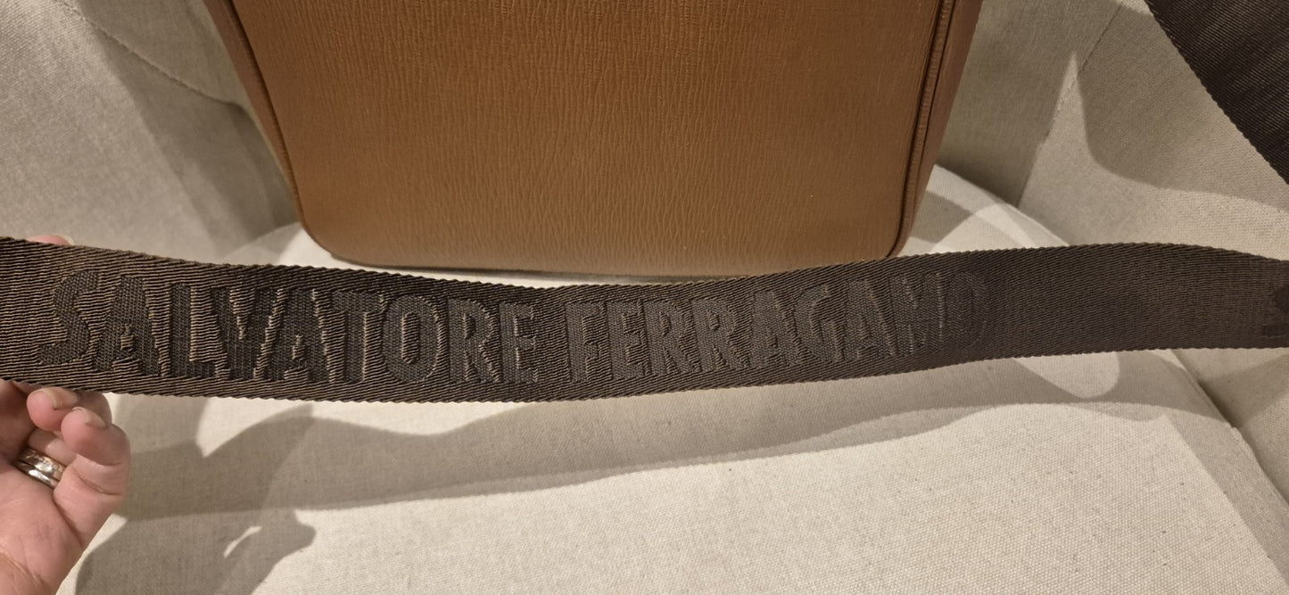 Salvatorre Ferragamo Mens Sling/crossbody Bag Brown Leather
