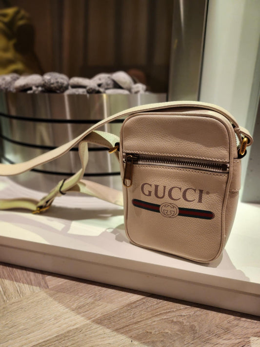 GUCCI Logo Print Grained Calf Skin crossbody Bag Unisex