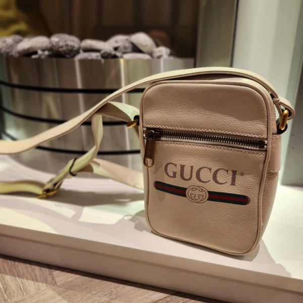 GUCCI Logo Print Grained Calf Skin crossbody Bag Unisex
