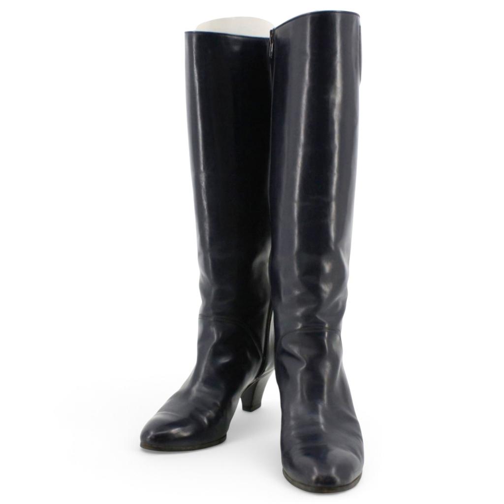 Leather boots
