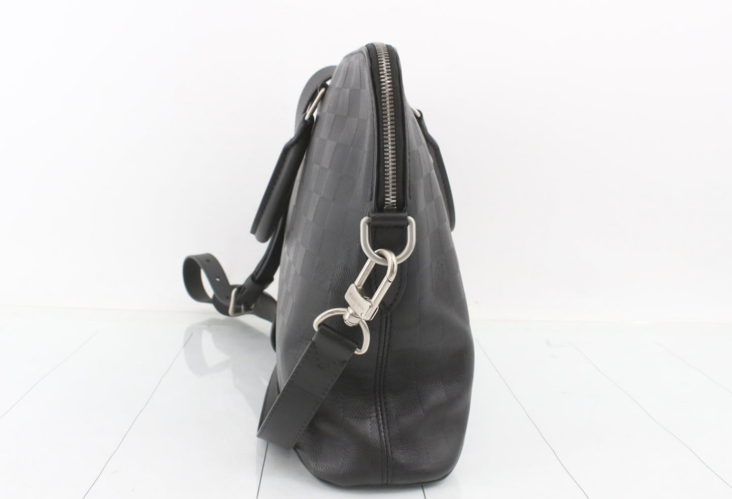 Louis Vuitton Avenue Soft Briefcase