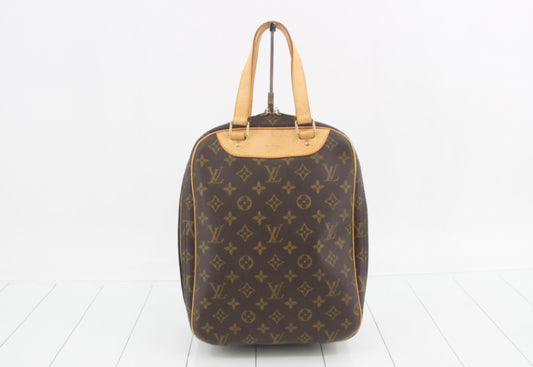 Louis Vuitton Excursion with lock and keys