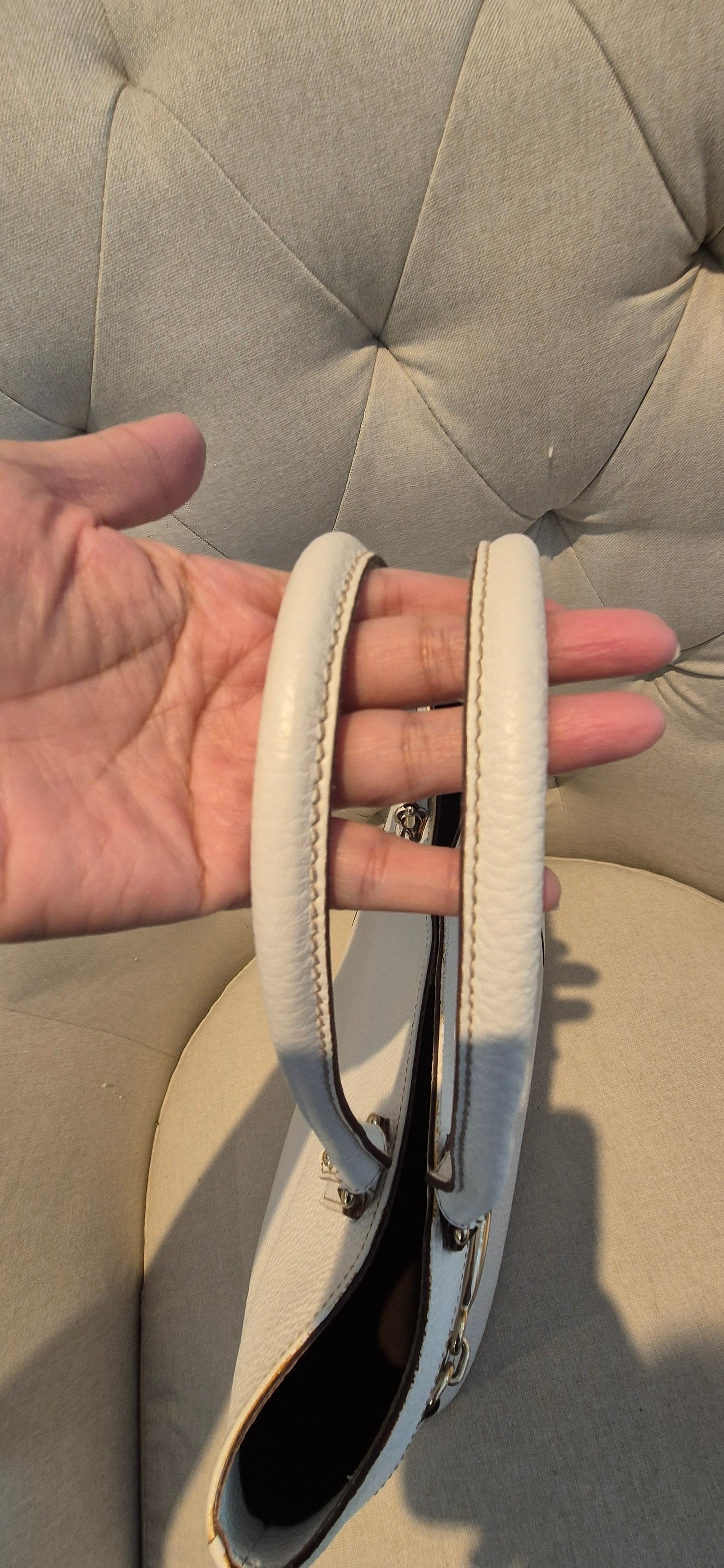 Gucci White Pebbled Leather Hassler Horsebit Double Handle Tote Bag