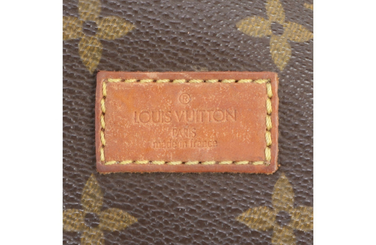 Louis Vuitton Saumur 30