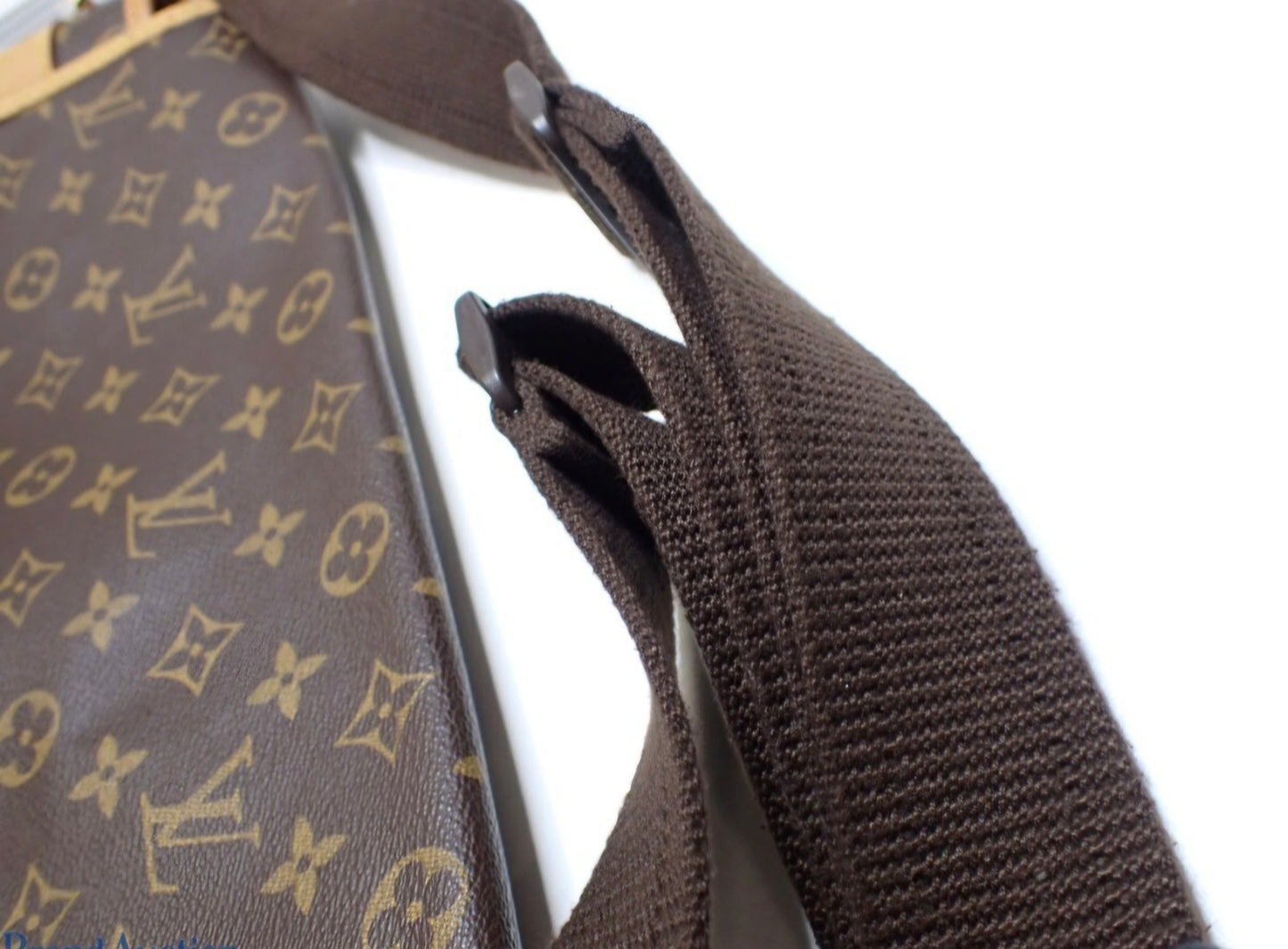 Louis Vuitton Sac Gibecière messenger bag