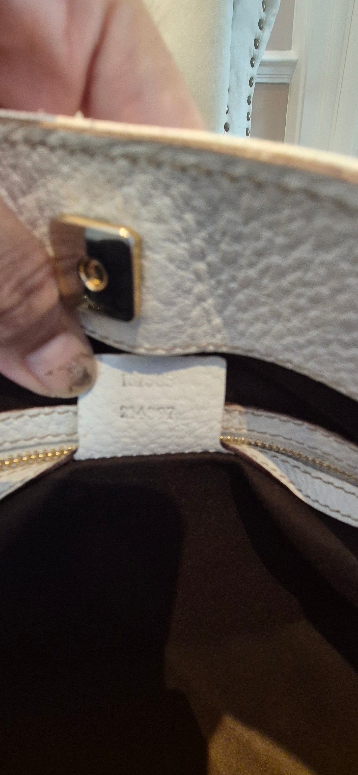 Gucci White Pebbled Leather Hassler Horsebit Double Handle Tote Bag