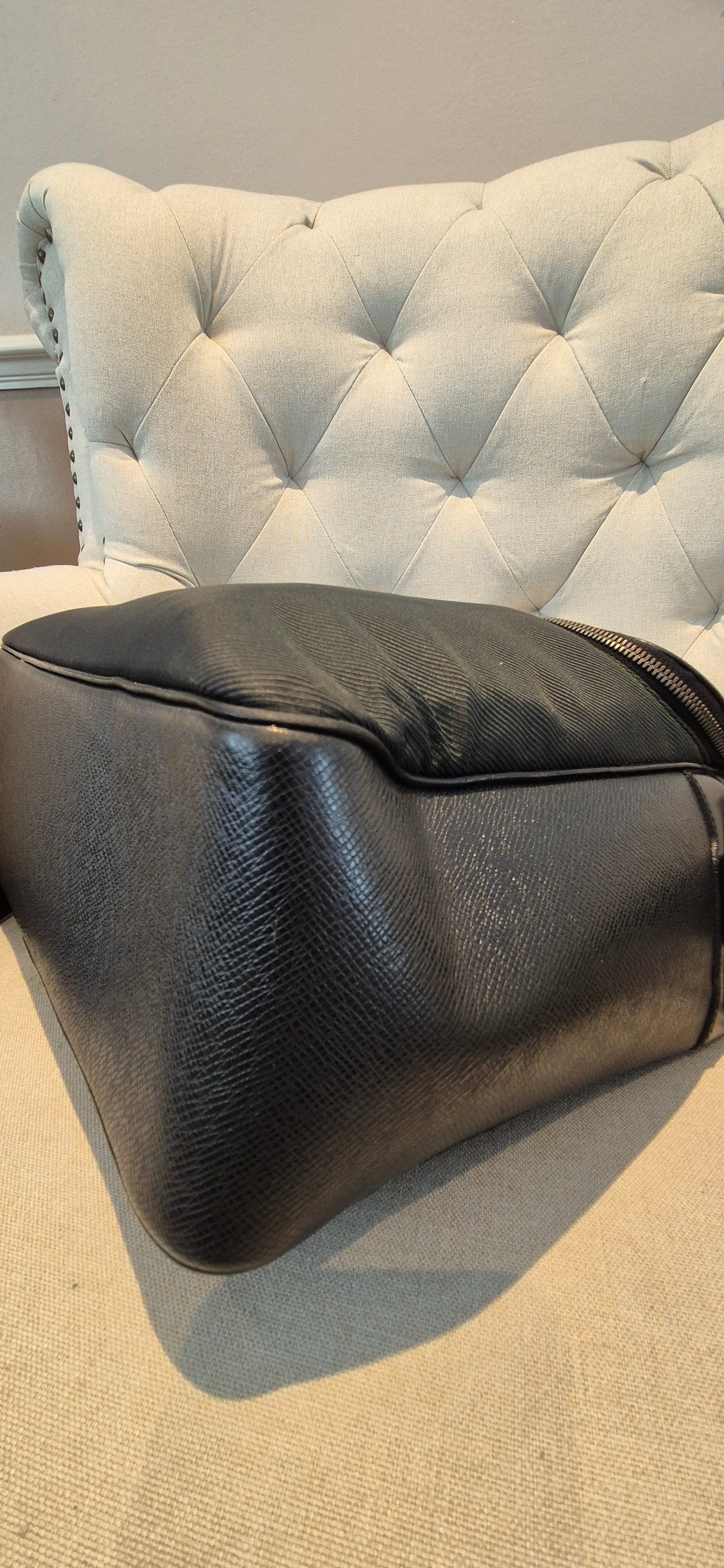 Louis Vuitton Taiga Taimir Messenger Laptop Bag