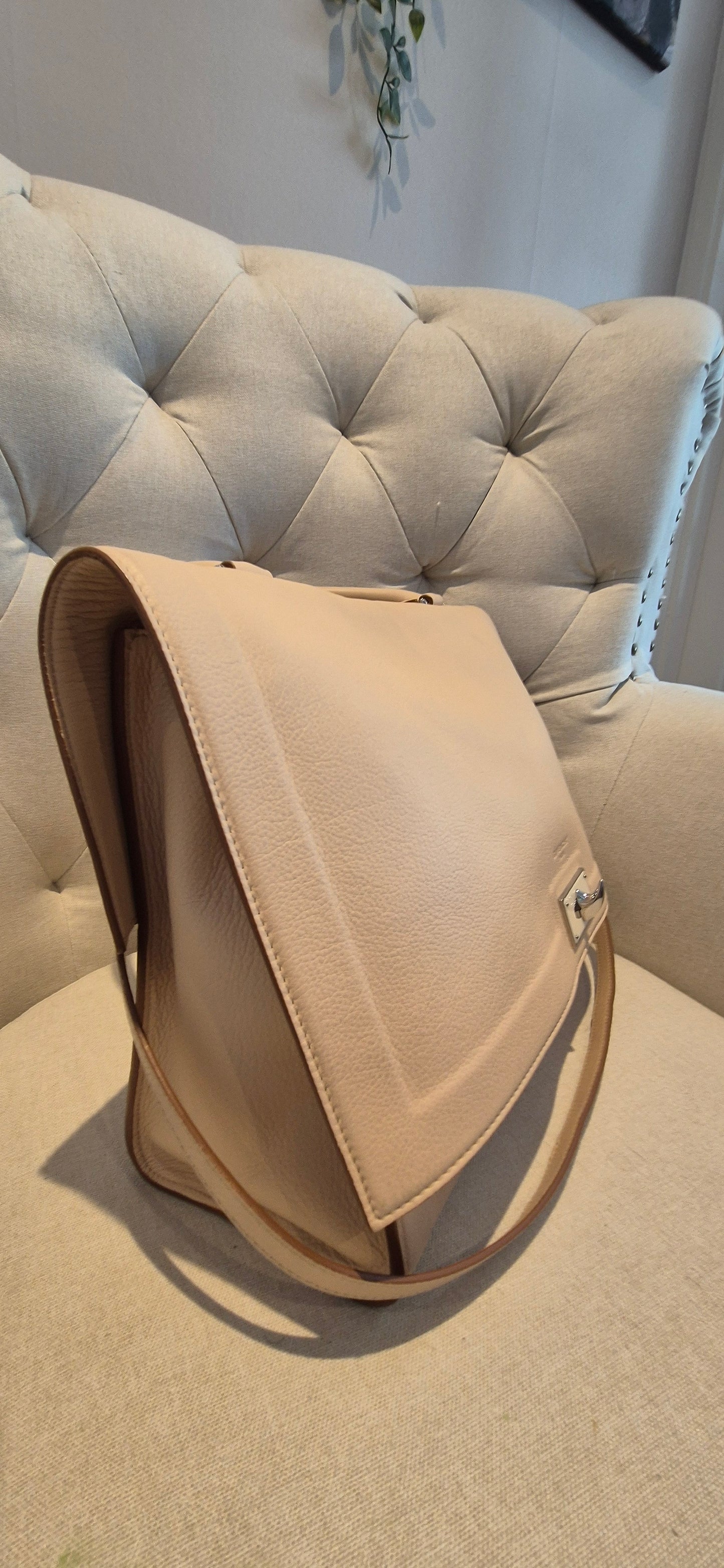 Givenchy Shark Top Handle/Satchel Medium Beige Pebbled Leather Women's Handbag