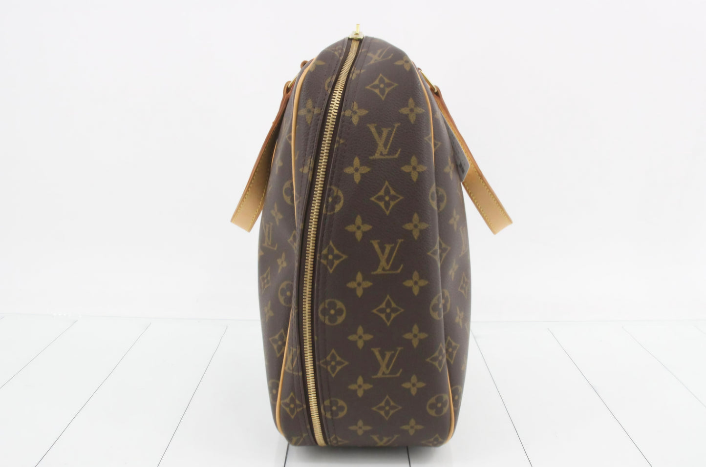 Louis Vuitton Excursion with lock and keys