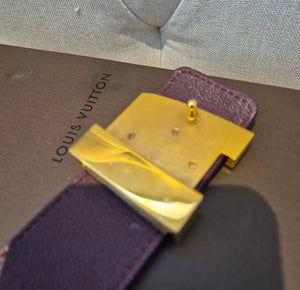 Louis Vuitton Initiales Leather Belt – Vernis Amarante, 80cm (Medium)