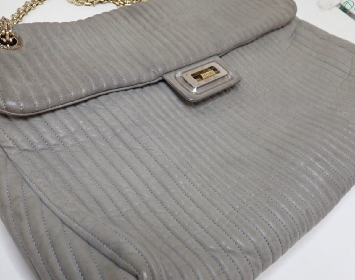 Pre-Owned Chanel Quilted Jersey Flap Bag