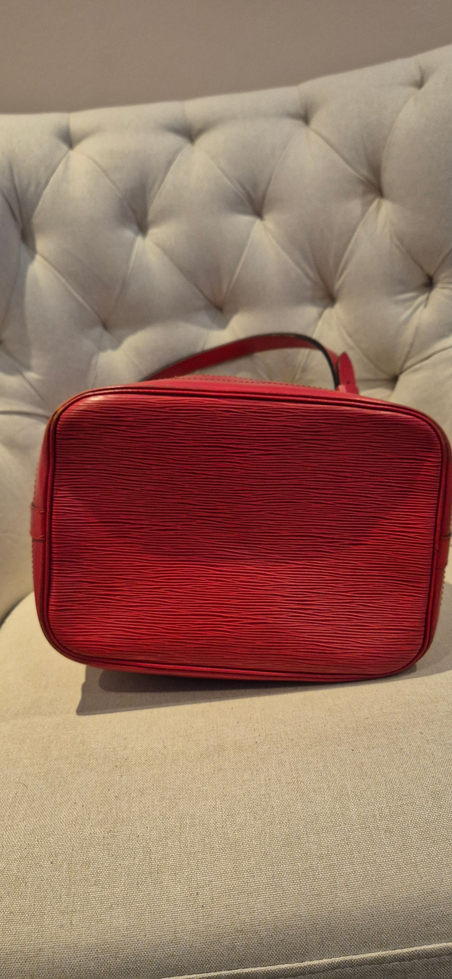 Louis Vuitton Noe Bucket & Drawstring Bag Red Leather epi