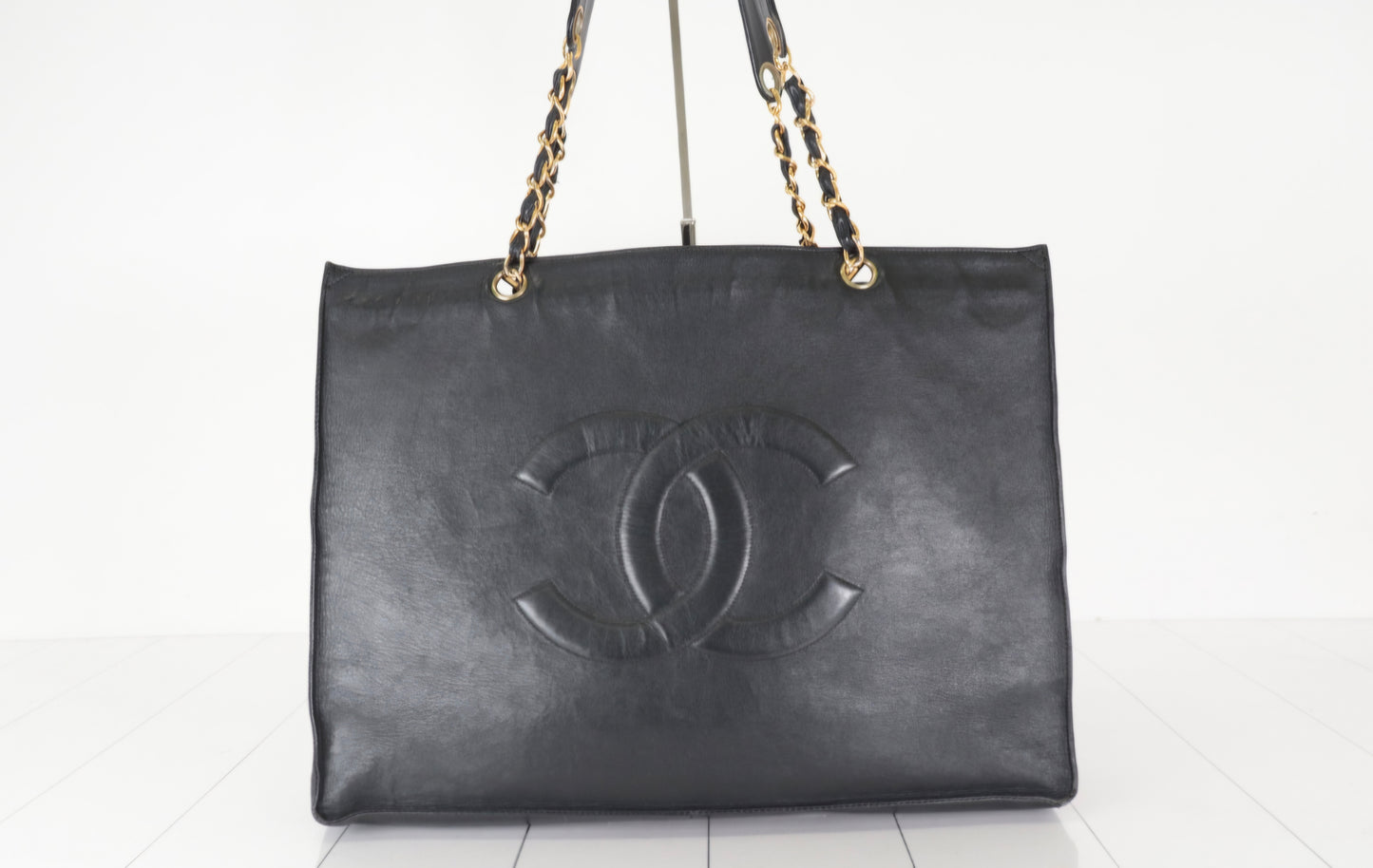 Chanel Large CC Logo Leather Shopping Tote Black Gold Chain Strap Vintage
