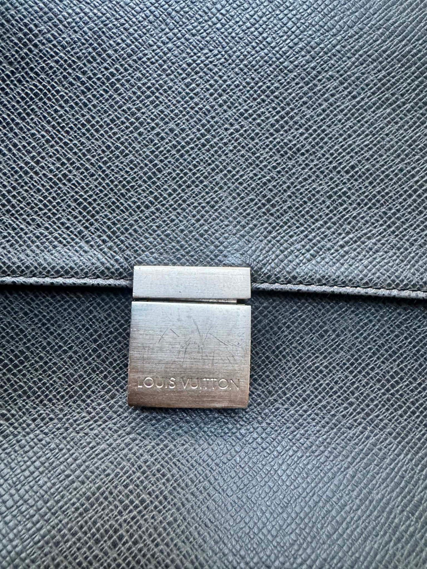 Louis Vuitton Taiga Selenga Clutch Bag