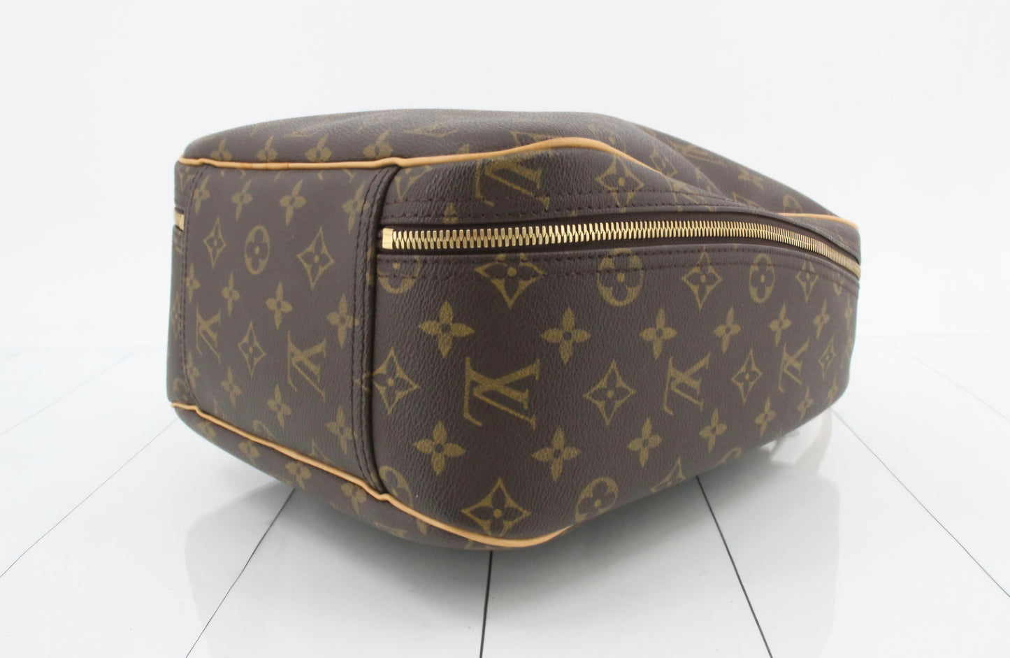 Louis Vuitton Excursion with lock and keys