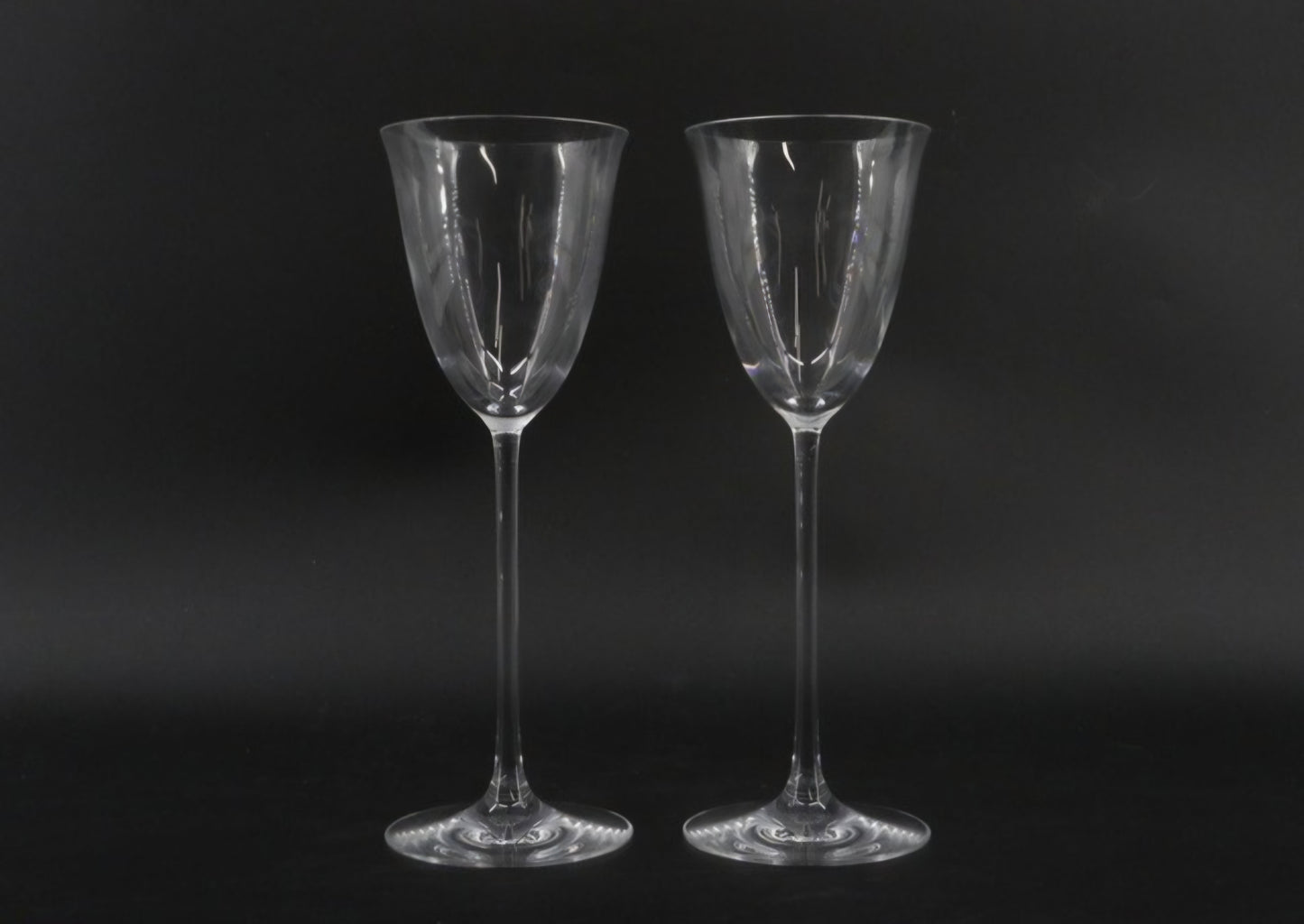 Baccarat Crystal Filao Pair of Wine Glasses