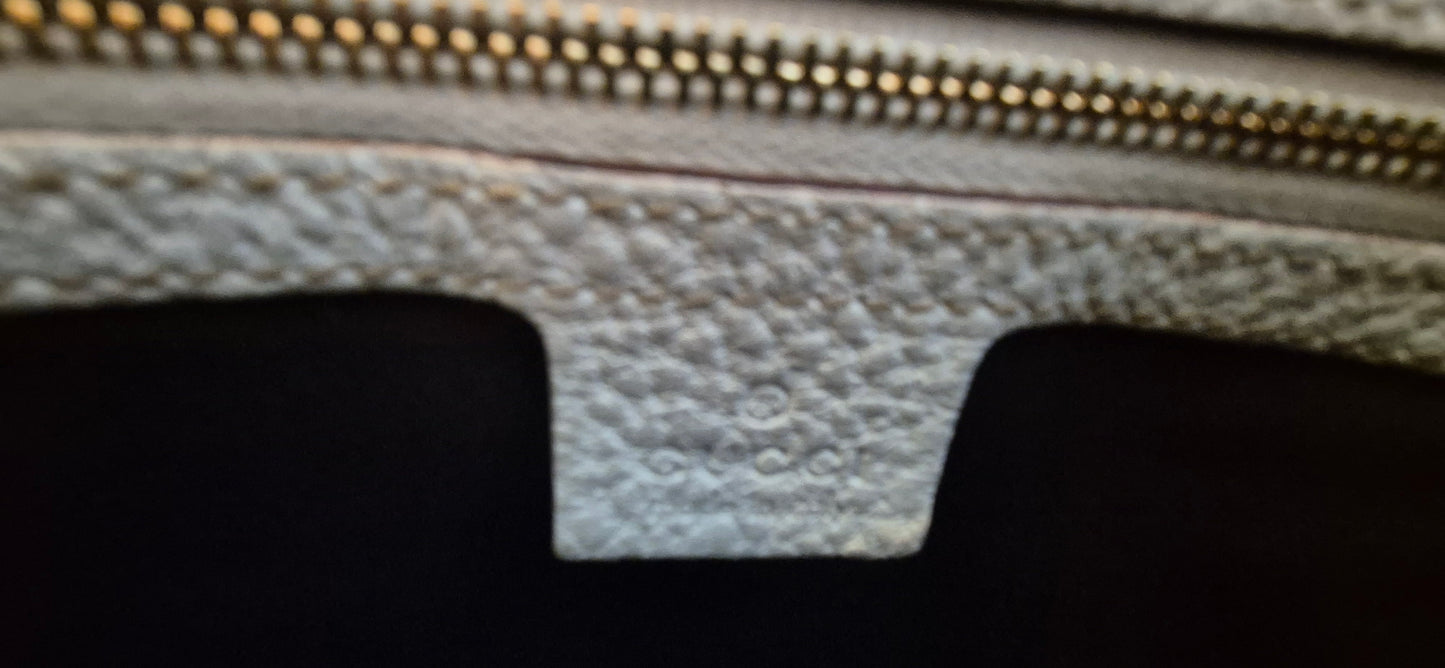 Gucci White Pebbled Leather Hassler Horsebit Double Handle Tote Bag