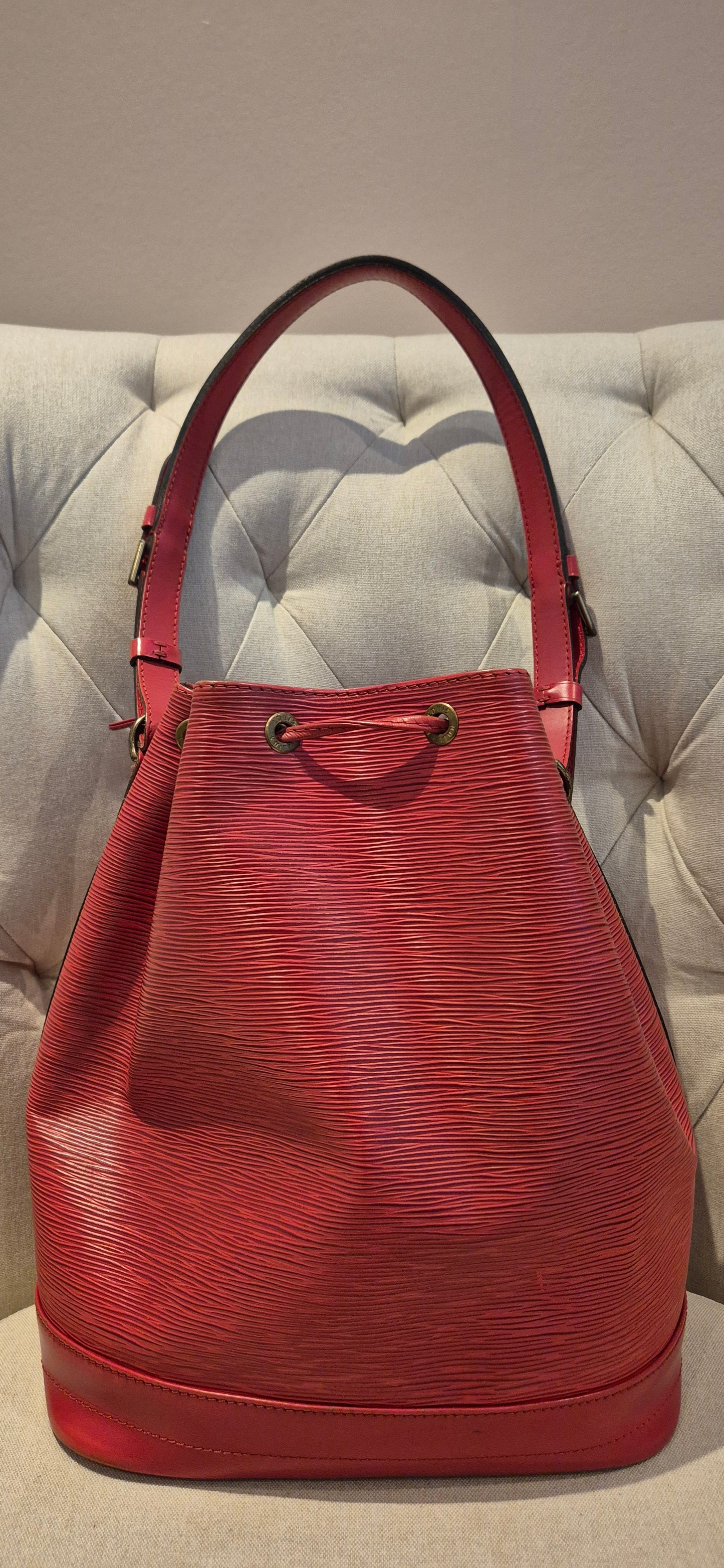 Louis Vuitton Noe Bucket & Drawstring Bag Red Leather epi